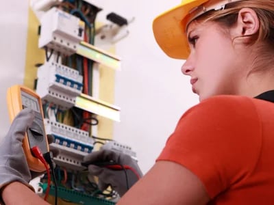 Schritt-für-Schritt-Anleitung zur Prüfung ortsveränderlicher elektrischer Betriebsmittel