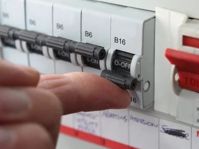 Welche Dokumentationspflichten sich aus der DGUV V3 Prüfung ergeben und wie sie erfüllt werden können