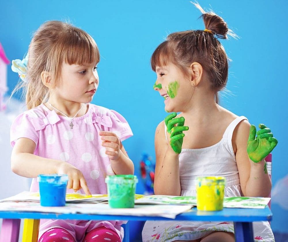 Kreative Beschaeftigung Kinder 3 Jahre – drinnen und draußen