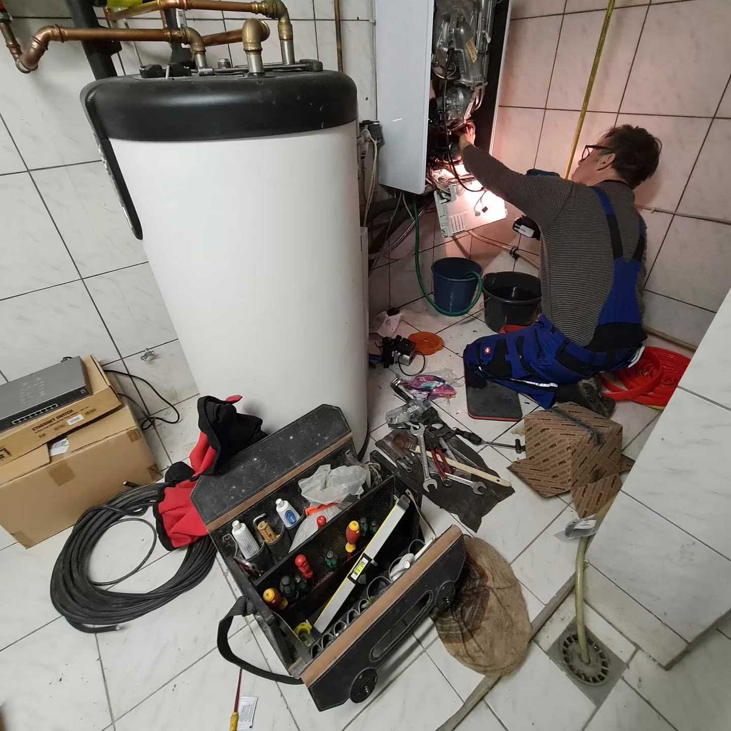 AktionHeizung und der 3600 Liter Rotex Öltank: Eine Kombination für zuverlässige Heizungslösungen