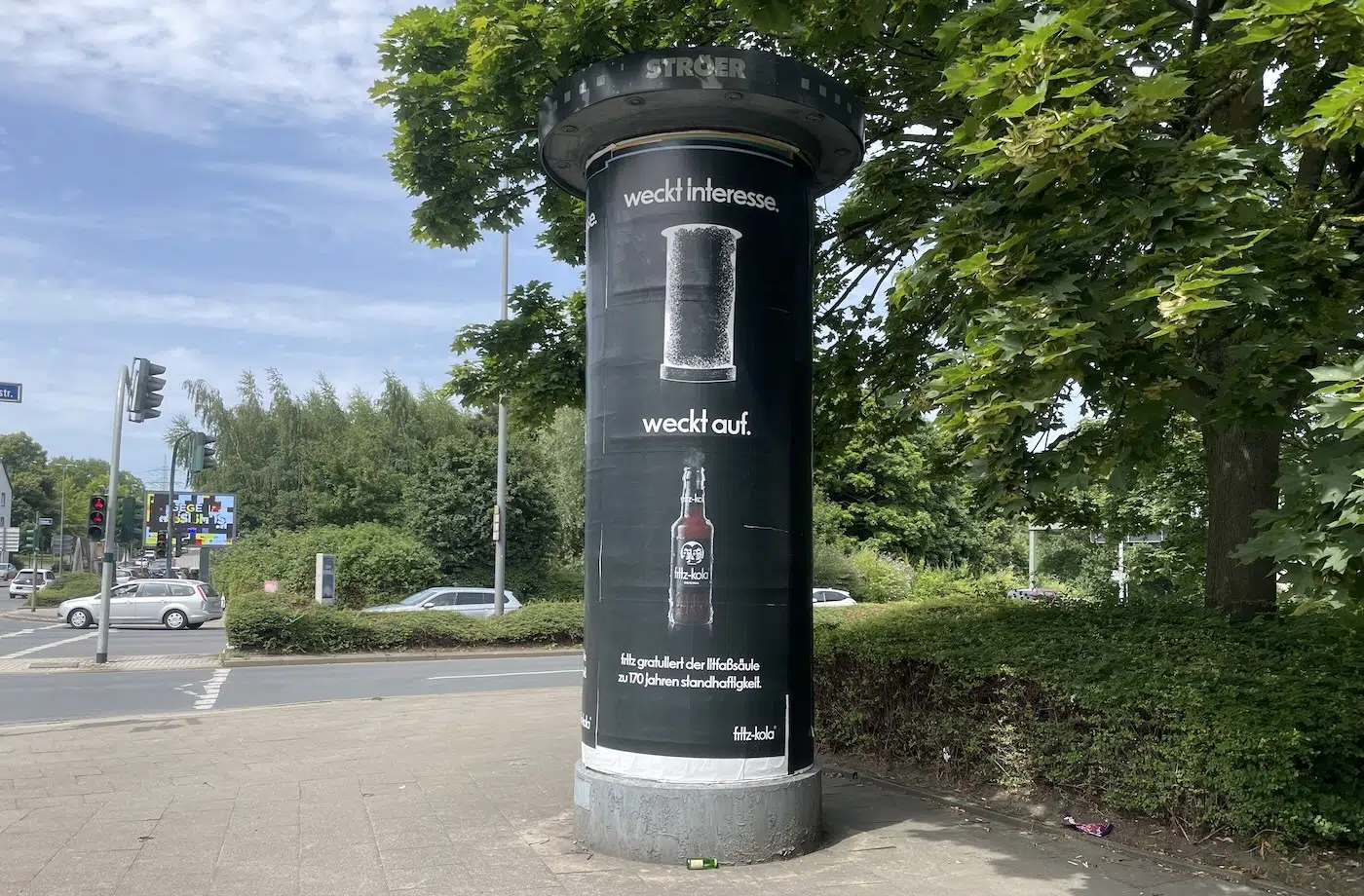 Litfaßsäule Preis im Vergleich: Was bestimmen die Kosten?