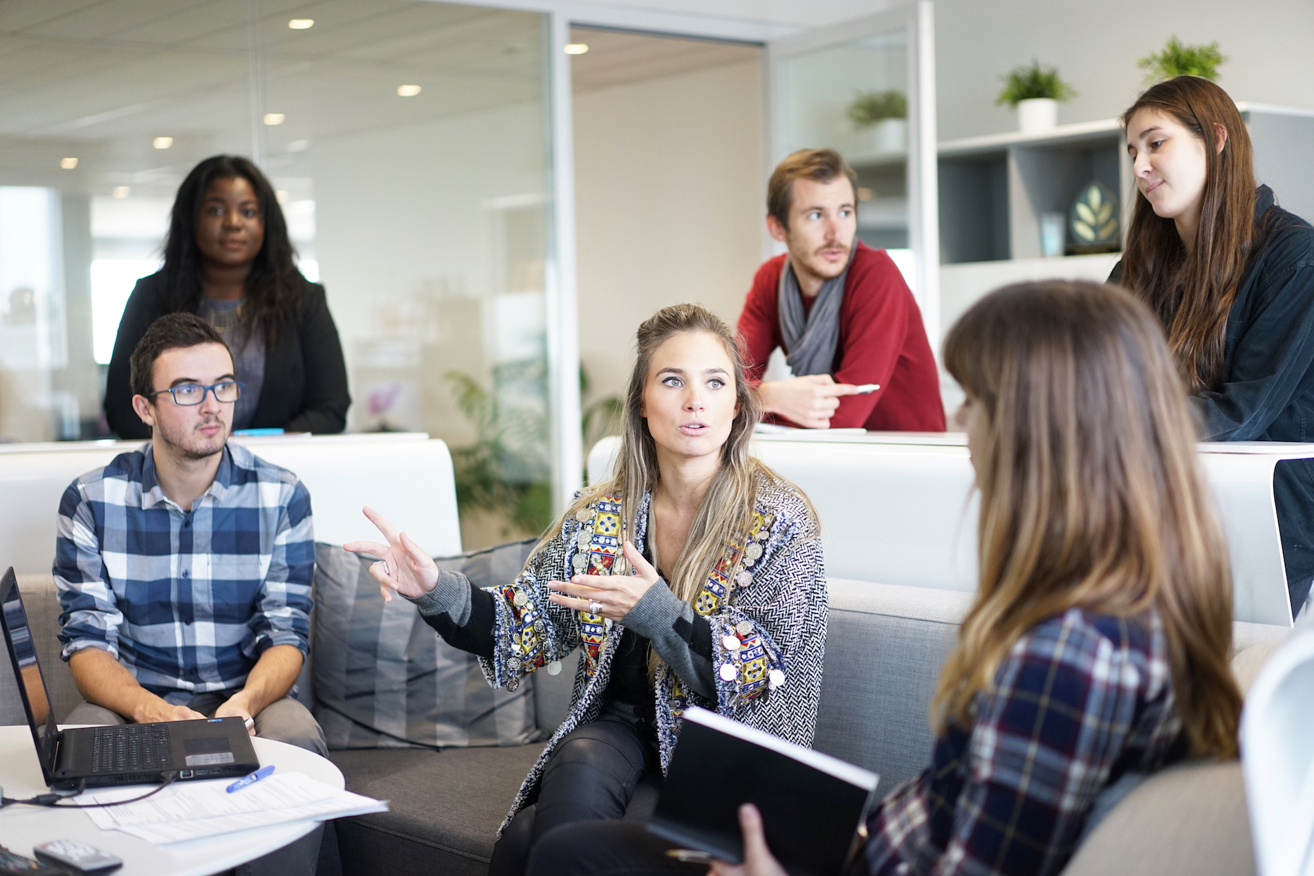 Vorteile einer IT Flatrate: Wie feste Kosten Ihre IT-Managementstrategien verbessern können
